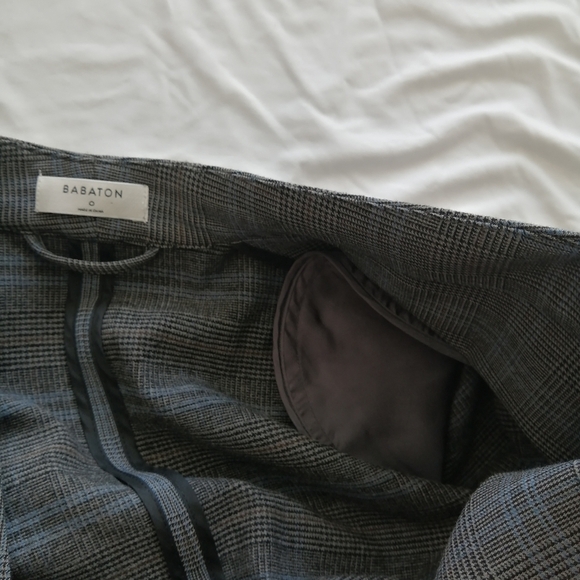 Aritzia Babaton Power Hip Blazer Macauley Glencheck Gray Blue Plaid Size 0 - Picture 8 of 17